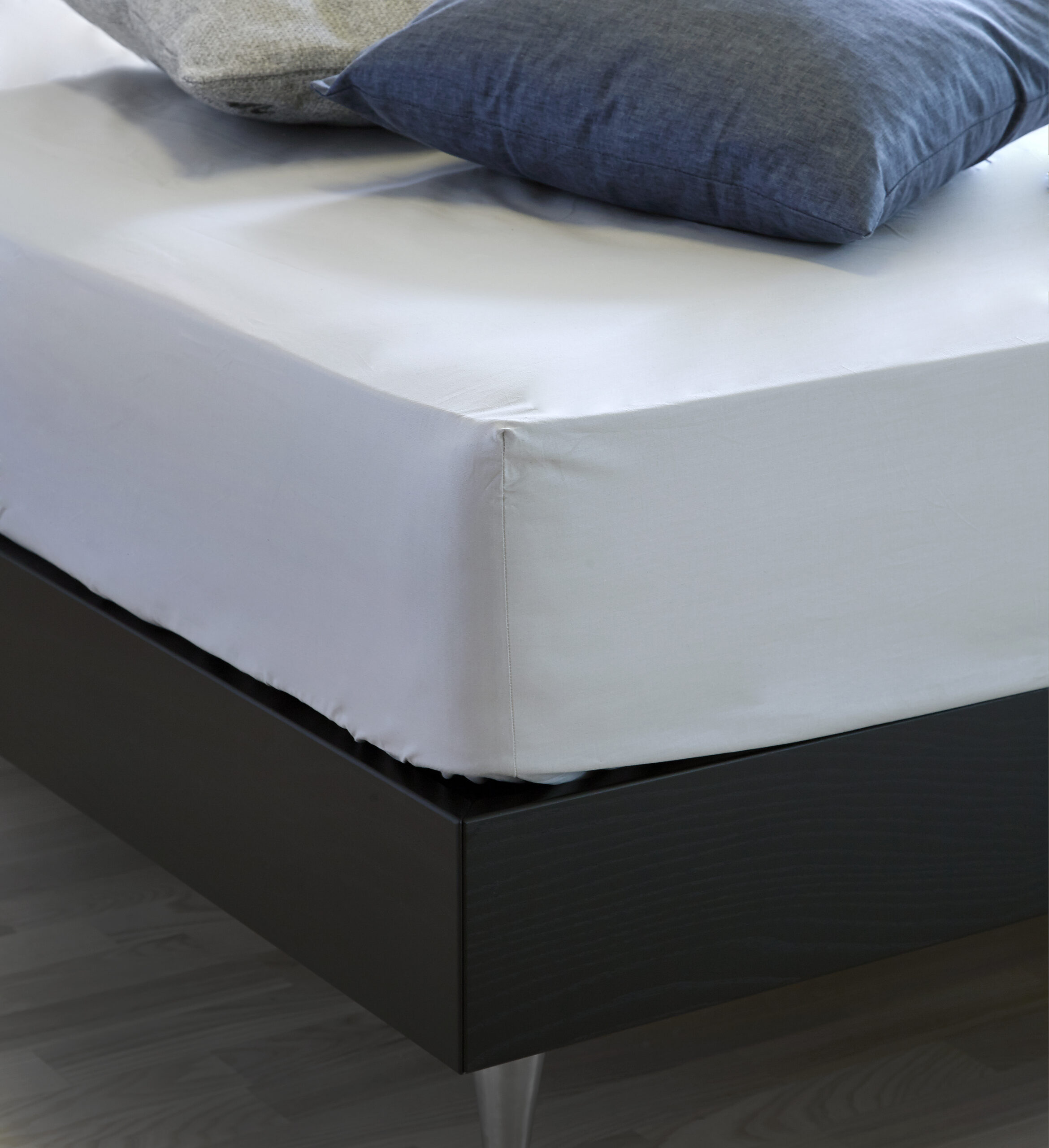 Unikka Stræklagen ST. 140x200/210 lysegrå